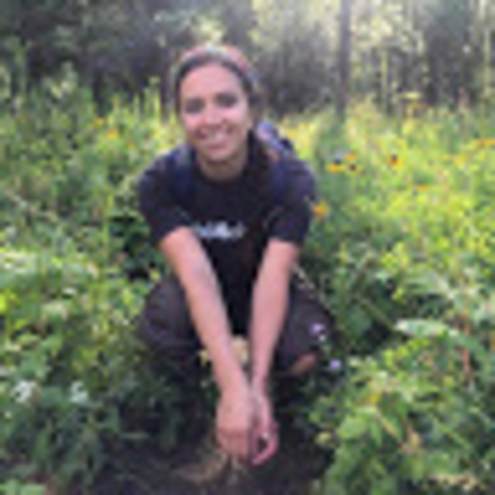 Meet your Posher, Laurie